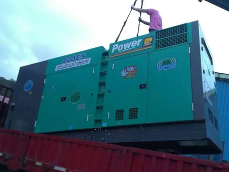 排浦镇柴油发电机组转速不稳定时，如何对发动机进行维护？